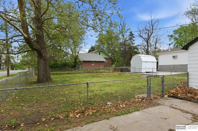 3800 N 11th Street, Lincoln, NE 68521