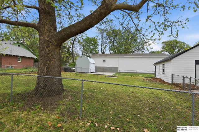 3800 N 11th Street, Lincoln, NE 68521