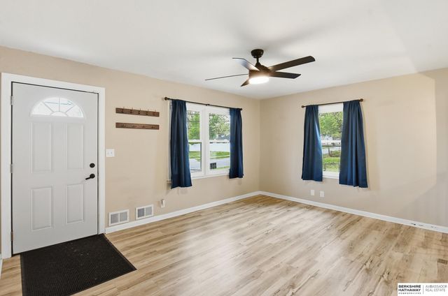 3800 N 11th Street, Lincoln, NE 68521