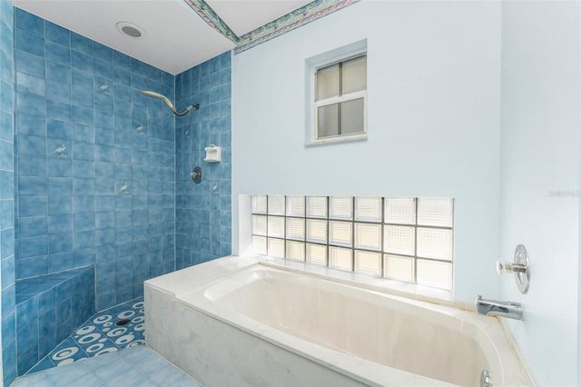 302 SINGAPORE RD, Punta Gorda, FL 33950