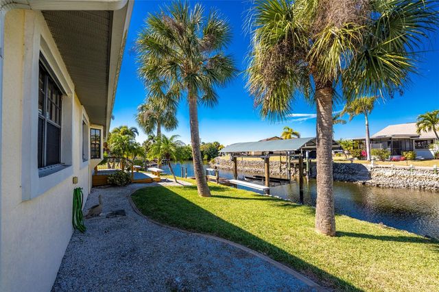 302 SINGAPORE RD, Punta Gorda, FL 33950