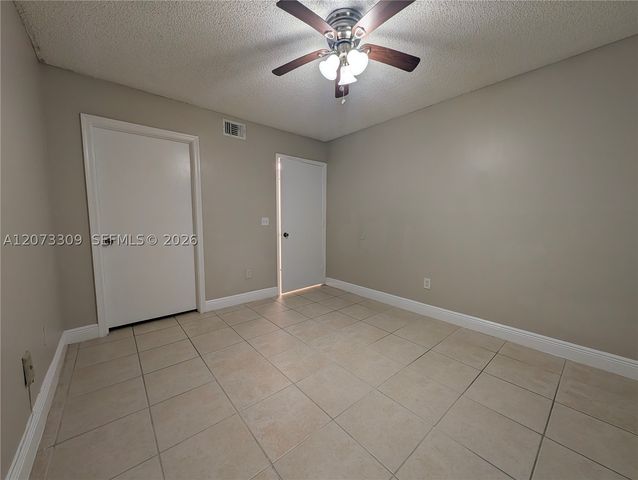 3690 N 56th Ave 903, Hollywood, FL 33021