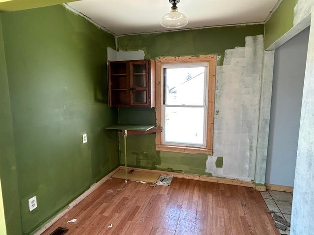 2291 Kenneth Street, Burton, MI 48529