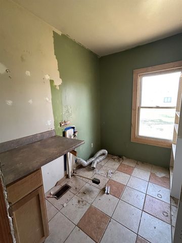 2291 Kenneth Street, Burton, MI 48529