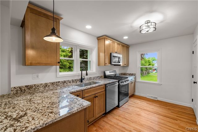 910 Mckinley Avenue, Rome, NY 13440