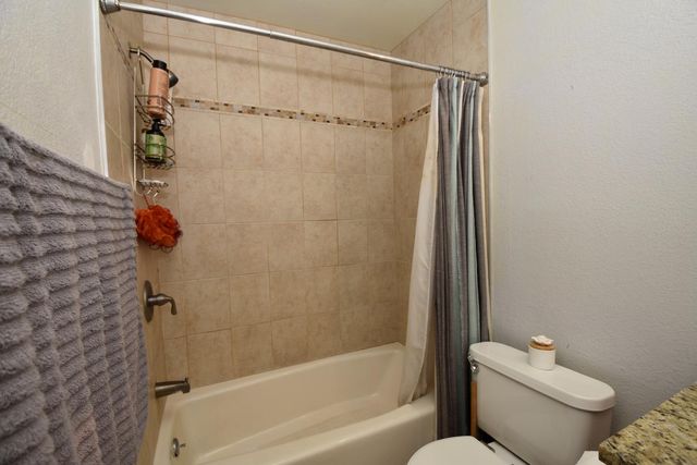 1802 Urbana Way, Sacramento, CA 95833