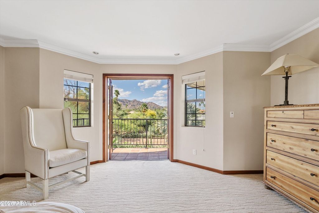 Image 38 of property listing at 4740 E MARSTON Drive, Paradise Valley, AZ 85253