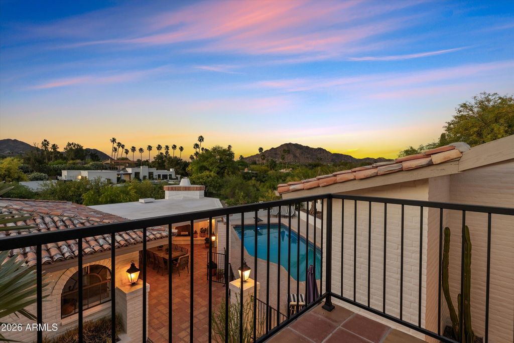 Image 41 of property listing at 4740 E MARSTON Drive, Paradise Valley, AZ 85253