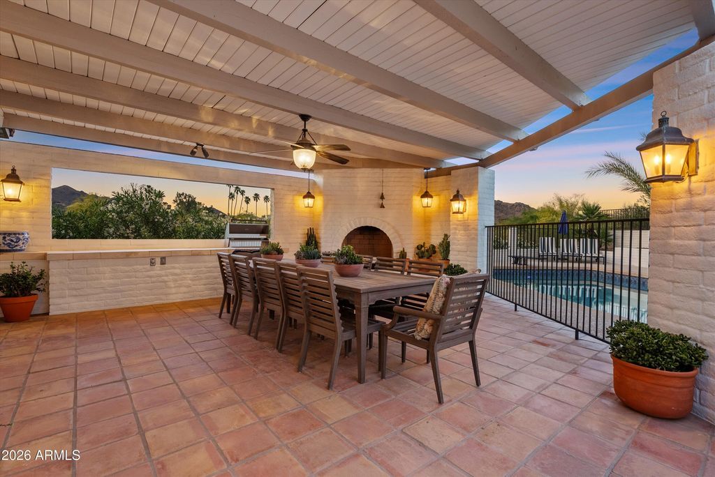 Image 48 of property listing at 4740 E MARSTON Drive, Paradise Valley, AZ 85253