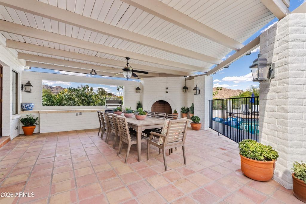 Image 49 of property listing at 4740 E MARSTON Drive, Paradise Valley, AZ 85253