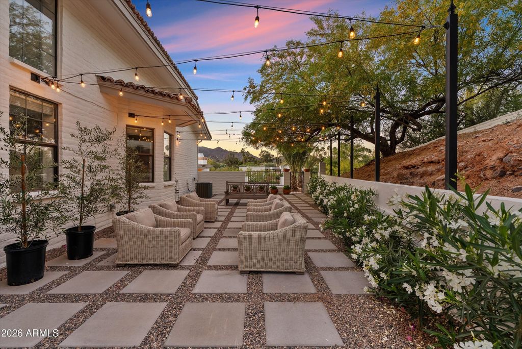 Image 56 of property listing at 4740 E MARSTON Drive, Paradise Valley, AZ 85253