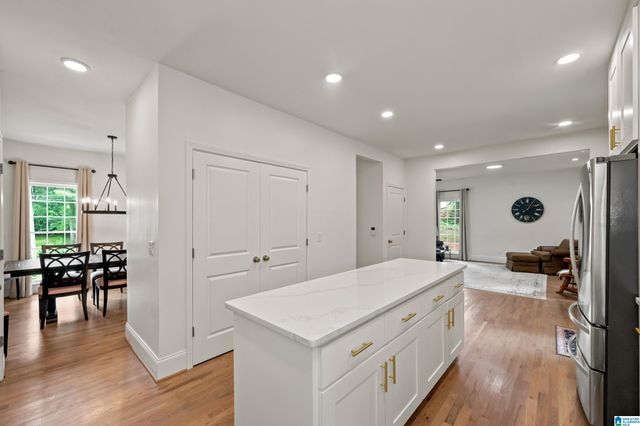 1700 WHITE OAK PLACE, Hoover, AL 35244