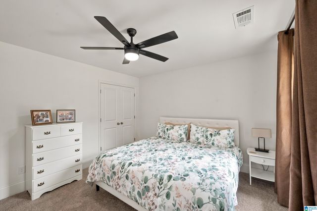 1700 WHITE OAK PLACE, Hoover, AL 35244