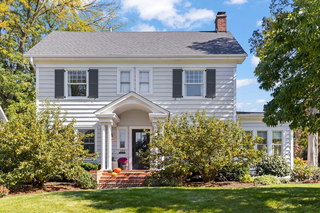 229 N MAIN Street, Glen Ellyn, IL 60137 — exterior