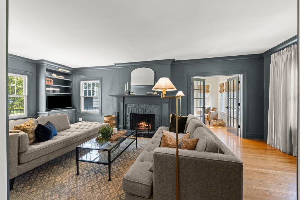 229 N MAIN Street, Glen Ellyn, IL 60137 — photo 5