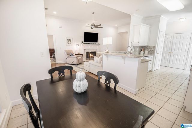 912 CASTLEMAINE DRIVE, Birmingham, AL 35226