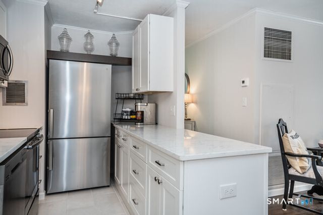 1 Gold Street APT 2C, Hartford, CT 06103