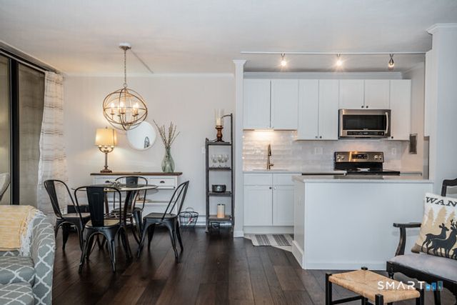 1 Gold Street APT 2C, Hartford, CT 06103