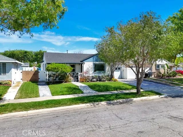 17032 Falda, Torrance, CA 90504