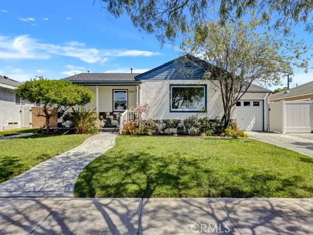 17032 Falda, Torrance, CA 90504