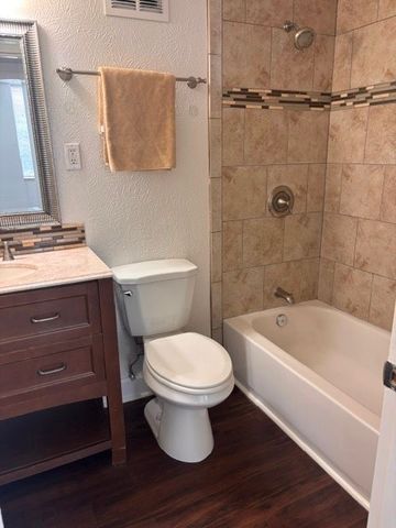 715 S Upper Broadway St 205, Corpus Christi, TX 78401