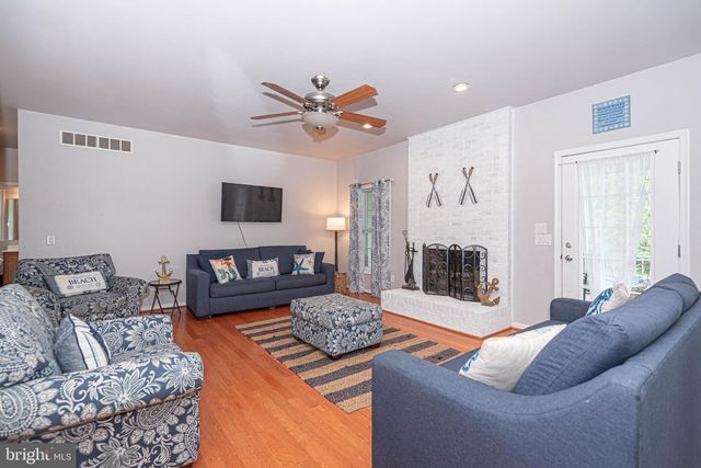 10342 FRIENDSHIP RD, Berlin, MD 21811
