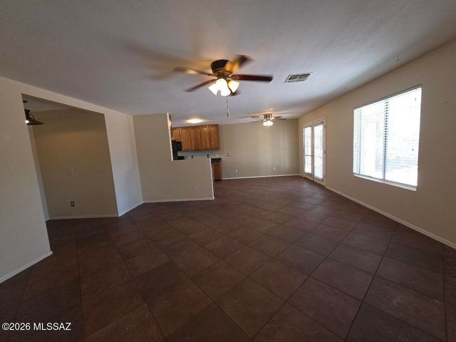 3686 E Canter Road, Tucson, AZ 85739