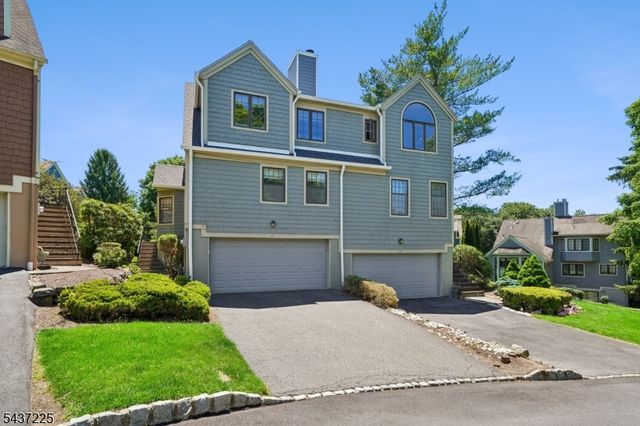 38 Shearwater Ln, Wayne Twp., NJ 07470