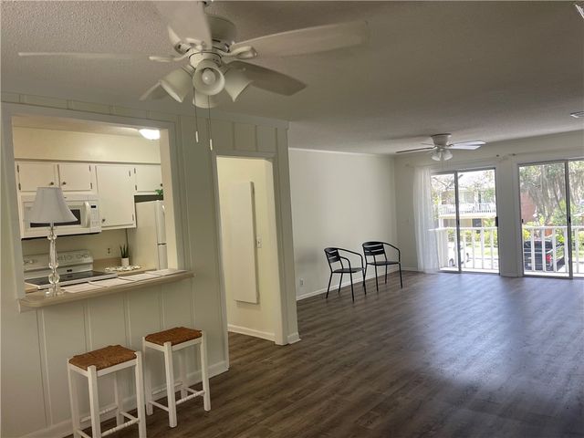 800 Mallery Street C-30, St Simons Island, GA 31522