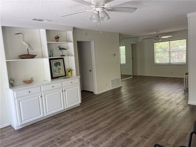 800 Mallery Street C-30, St Simons Island, GA 31522