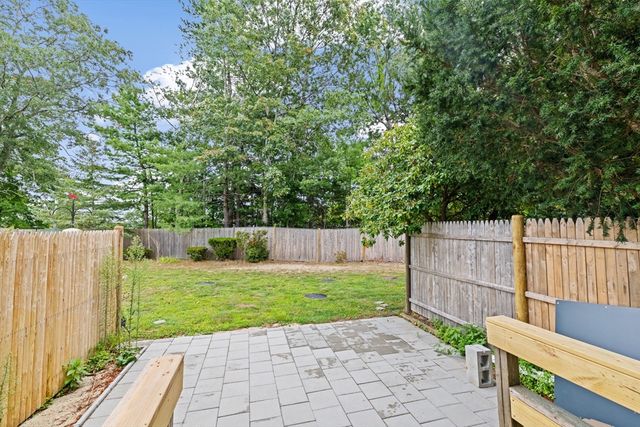 848 Plain St. 5, Marshfield, MA 02050