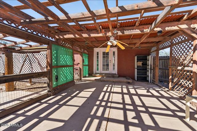 602 W CIRCLE MOUNTAIN Road, New River, AZ 85087