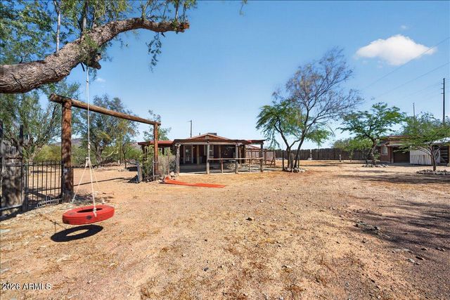 602 W CIRCLE MOUNTAIN Road, New River, AZ 85087