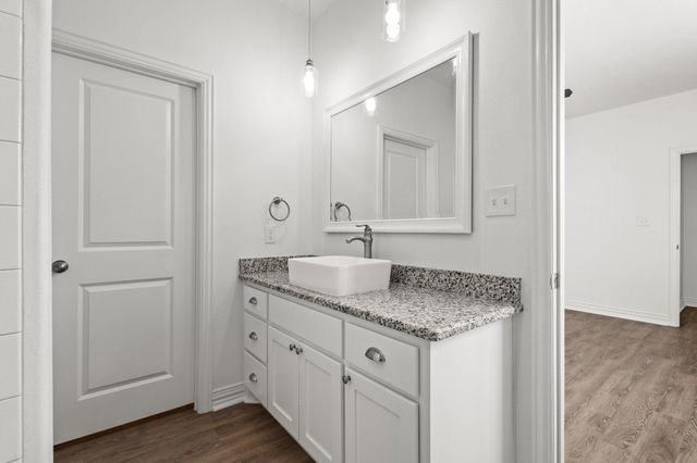 759 N Eddy Avenue, Denison, TX 75020