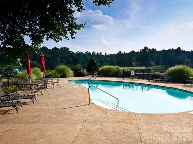TBD Springhouse Trail L15, Brevard, NC 28712