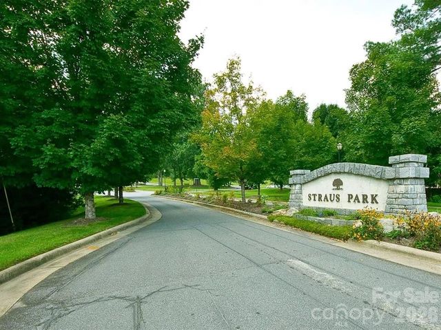 TBD Springhouse Trail L15, Brevard, NC 28712