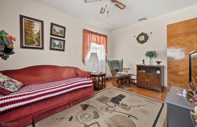 2001 Brooks Blvd, Manville Boro, NJ 08835