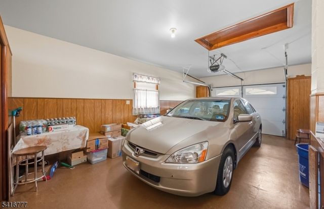 2001 Brooks Blvd, Manville Boro, NJ 08835