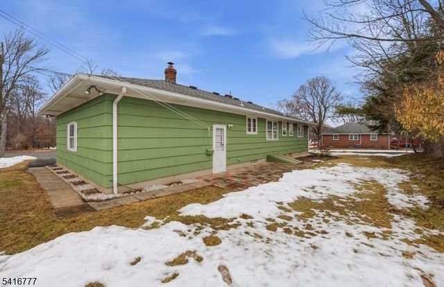 2001 Brooks Blvd, Manville Boro, NJ 08835