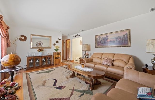 2001 Brooks Blvd, Manville Boro, NJ 08835