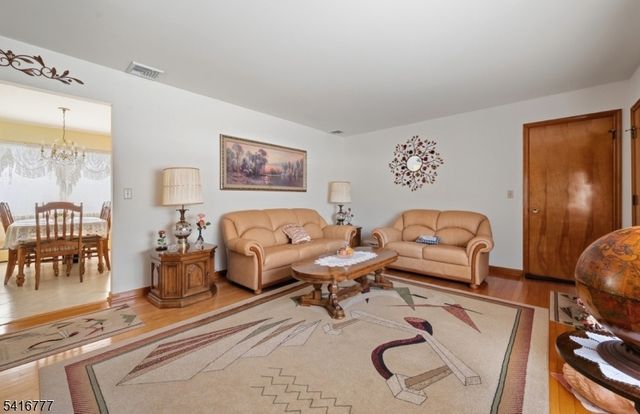 2001 Brooks Blvd, Manville Boro, NJ 08835