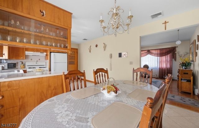 2001 Brooks Blvd, Manville Boro, NJ 08835