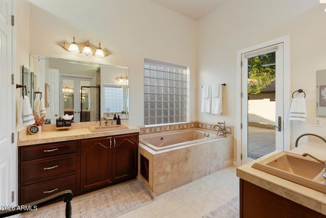 88 E TOLEDO Court, Gilbert, AZ 85295