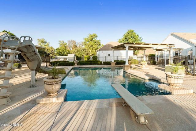 88 E TOLEDO Court, Gilbert, AZ 85295