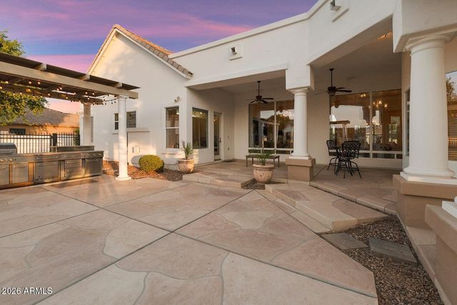 88 E TOLEDO Court, Gilbert, AZ 85295