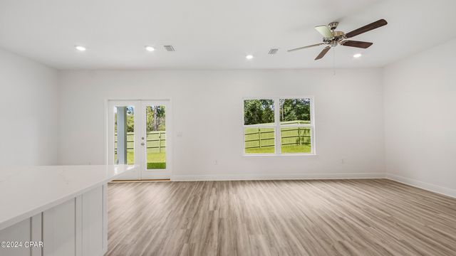 593 Hancock Way, Panama City Beach, FL 32413