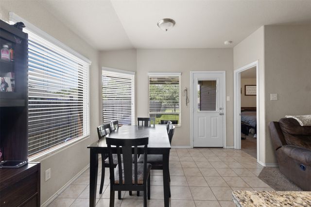 628 Cameron Way, Azle, TX 76020
