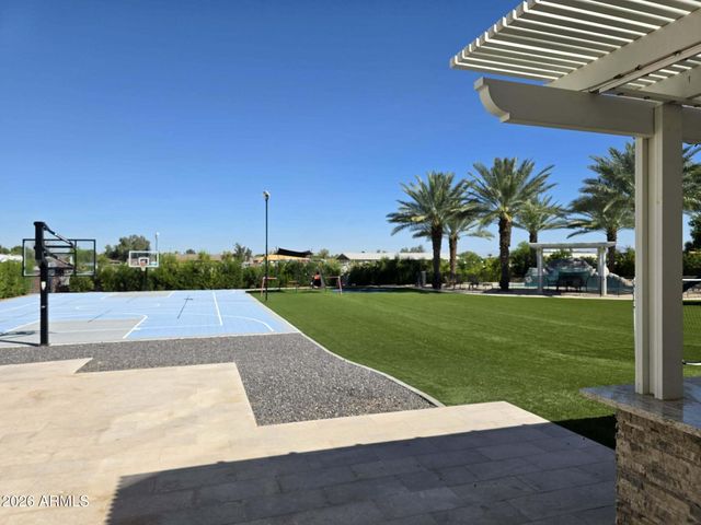 17718 E SAN CARLOS Way, Gilbert, AZ 85298