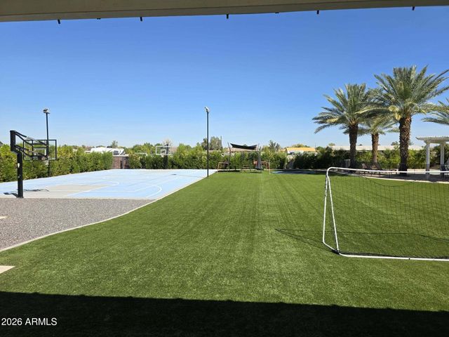 17718 E SAN CARLOS Way, Gilbert, AZ 85298