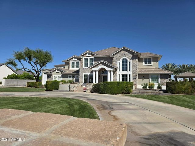 17718 E SAN CARLOS Way, Gilbert, AZ 85298